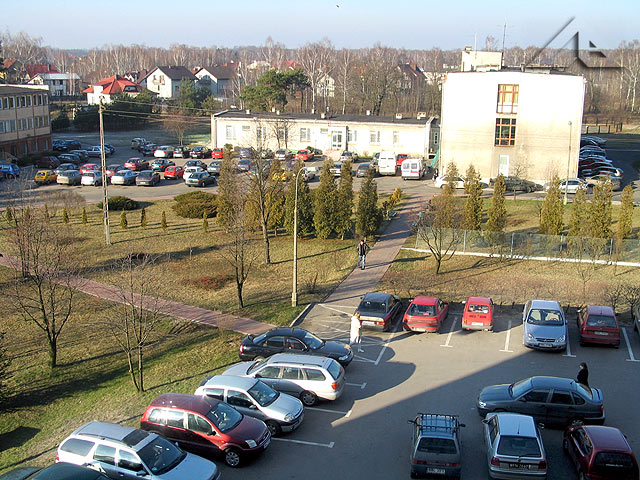 Widok na pó³noc z okna szpitala wo³omiñskiego z widocznym budynkiem oddzia³u wewnêtrznego.